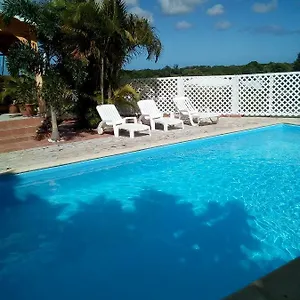Très Belle Location Touristique Sainte-Anne (Grande-Terre)